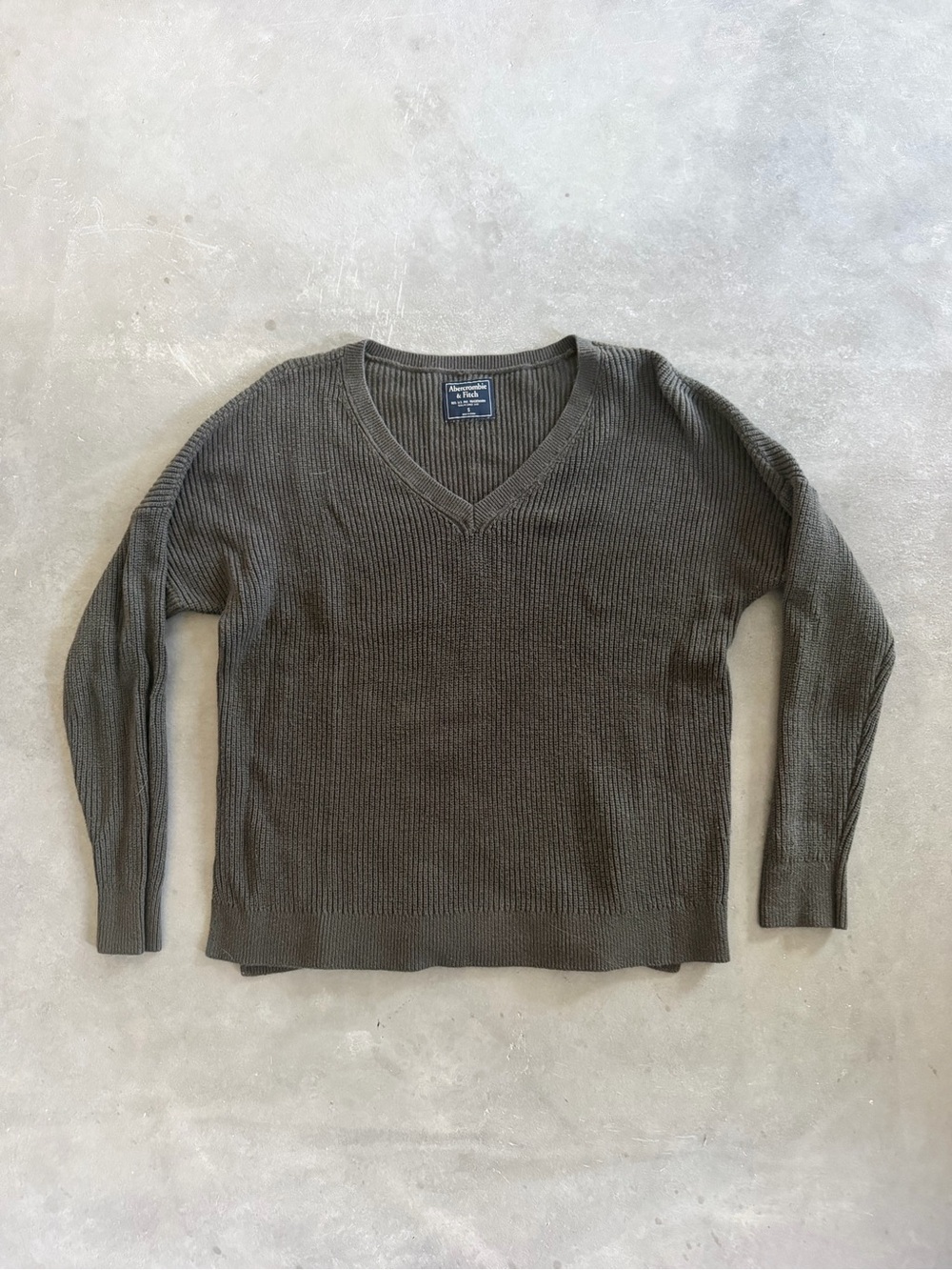 Abercrombie & Fitch Women's V-Neck Waffle Knit Sweater - Olive Gray